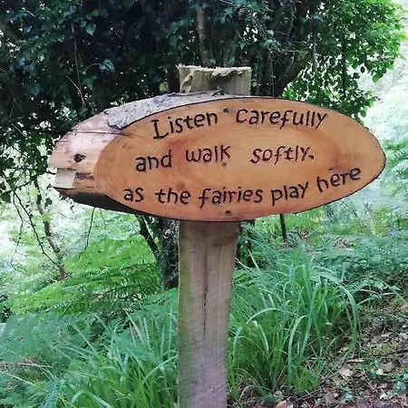 Дом отдыха Cois Locha *