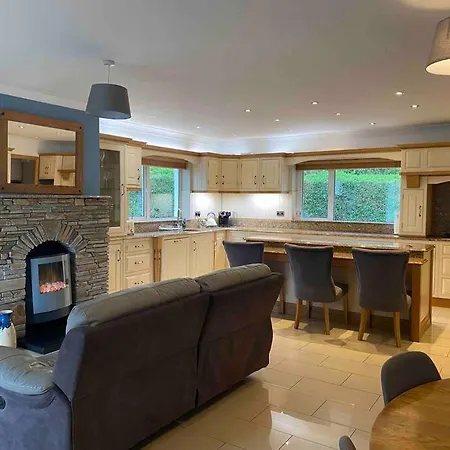 Дом отдыха Cois Locha Гленби